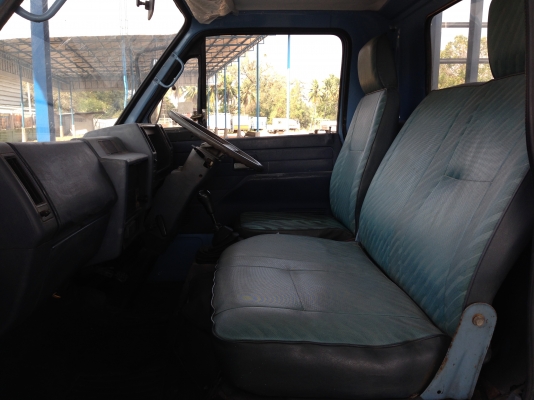 ISUZU  NKR  6 ล้อเล็ก ปี 2539 เกียร์สั้น เครื่อง 110 แรง ยาว 4.30 ม.