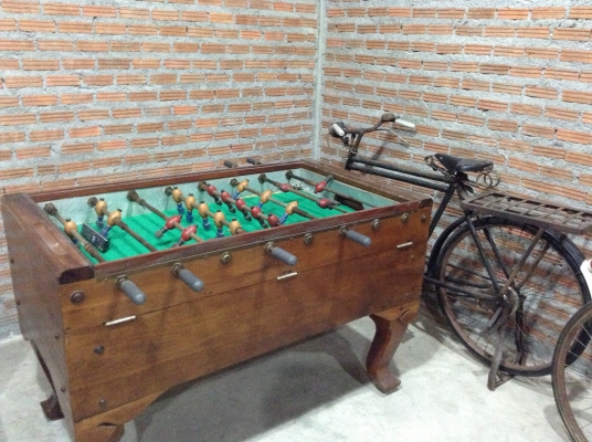 ขายโต๊ะโกล์ดบอลไม้สักอย่างดี ไม้หนาสวยงาม คุณภาพดี