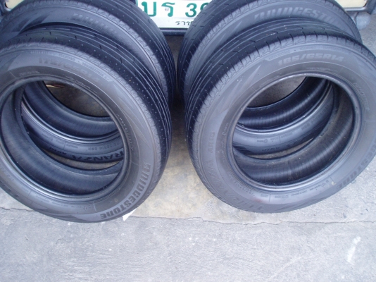 ขายยาง185 65 14 มี2เส้นๆละ400บาท