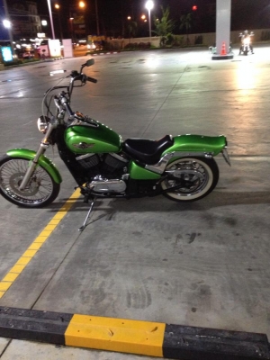ขาย Vulcan 400 สภาพใหม่ ใช้งาน้อย หล่อๆ