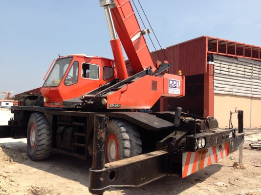 Mobile crane KATO KR25H
