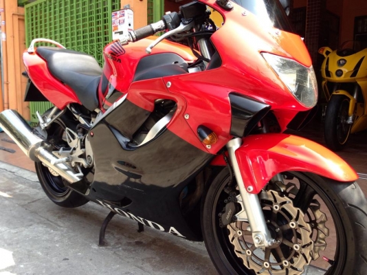 ต้ำพระราม2มาใหม่HONDA CBR600ปี2000อินวอย สพม.สภาพพร้อมใช้จานดิสแต่งARASHI ตรงรุ่นเกียร์โยง REAL BALANCE