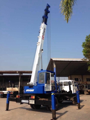 ขายเครน AICHI 7ตัน เครื่อง175 ยาง900 มีทะเบียน รถสวยสภาพดี