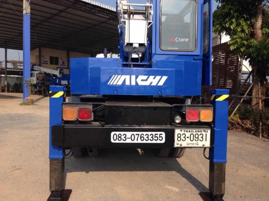 ขายเครน AICHI 7ตัน เครื่อง175 ยาง900 มีทะเบียน รถสวยสภาพดี