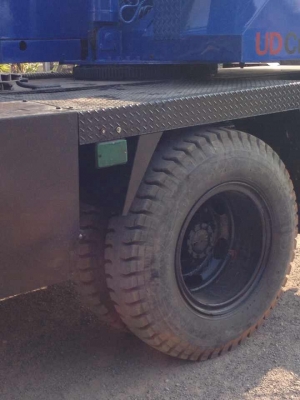 ขายเครน AICHI 7ตัน เครื่อง175 ยาง900 มีทะเบียน รถสวยสภาพดี