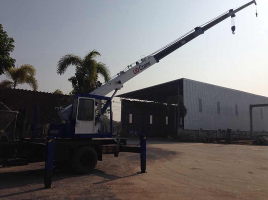 ขายเครน AICHI 7ตัน เครื่อง175 ยาง900 มีทะเบียน รถสวยสภาพดี