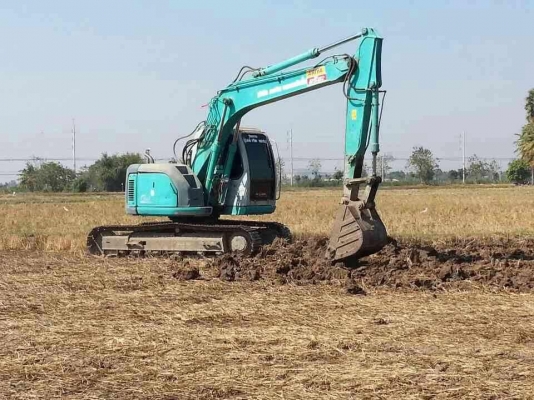 ขายด่วน!!!KOBELCO SK 135 รถสวยพร้อมใช้งานค่ะ