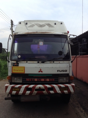 Mitsubishi 10ล้อ 2เพลา หัวลาก (FN527) เครื่อง 220 เทอร์โบอินเตอร์ EURO 1 ปี'45 (แท้) เกียร 10 สปีด หัวดี ซัซซี่สวยมาก ยางพร้อมใช้งาน รถใช้งานอยู่ ขาย 760,000