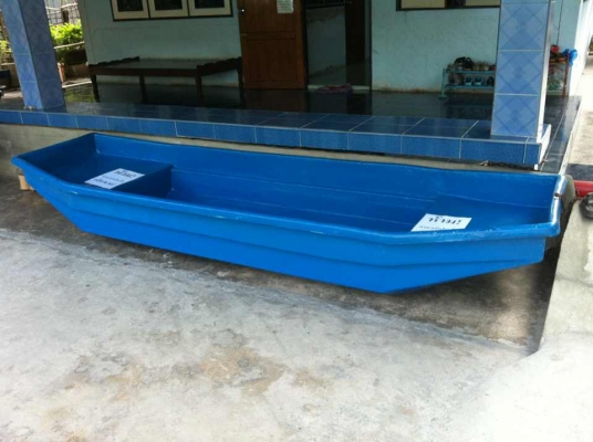 (ขายไปแล้วครับ ขอขอบคุณ คุณประเสริฐ ที่มารับเรือถึงบ้าน เป็นอย่างสูงครับ) เรือไฟเบอร์ อย่างหนา ยาว 10 ฟุต(3 เมตร) แถม พาย 1 อัน ซื้อมาเมื่อปี 53 ที่น้ำท่วมใหญ่ แต่น้ำมาไม่ถึงบ้าน ก็เลยไม่ได้ใช้