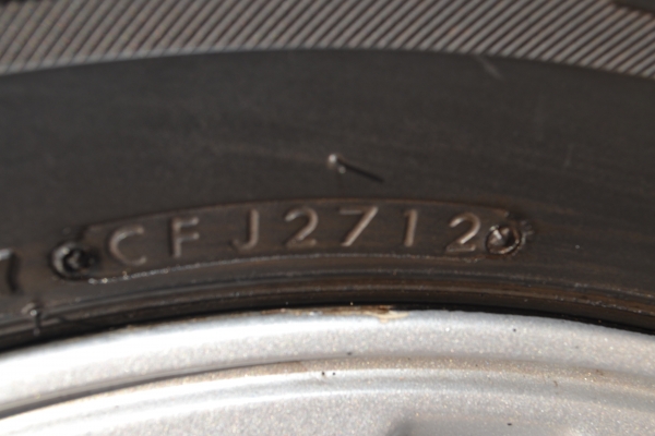 ขายแม็กพร้อมยาง vigo 17"   ปี 12 จ้า