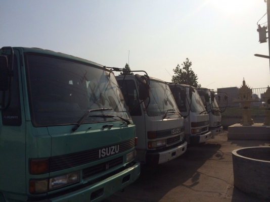 ลักษณ์ชัยเจริญยนค์ศูนย์รวมจำหน่าย รถบรรทุก ดั้ม เครน และเครื่องยนต์ดีเซลทุกชนิด