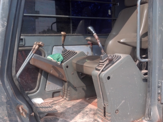 ขายรถแบคโฮ HITACHI EX 100-1