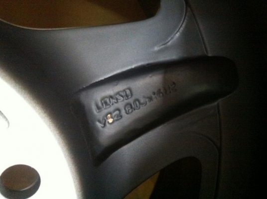 Bredley ขอบ16 xกว้าง8 ET-25  สีดำด้าน  ใส่ 6รู /139.7