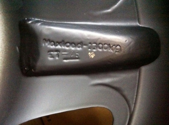 Bredley ขอบ16 xกว้าง8 ET-25  สีดำด้าน  ใส่ 6รู /139.7