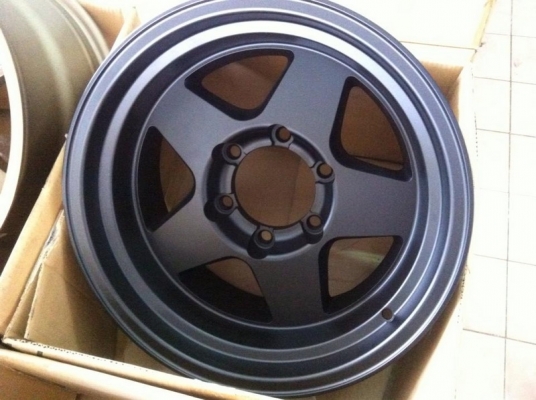 Bredley ขอบ16 xกว้าง8 ET-25  สีดำด้าน  ใส่ 6รู /139.7