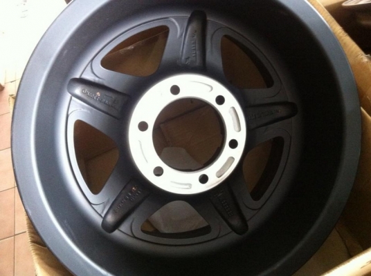 Bredley ขอบ16 xกว้าง8 ET-25  สีดำด้าน  ใส่ 6รู /139.7