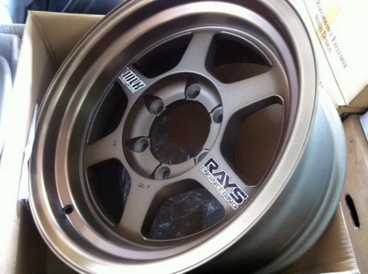 Bredley ขอบ16 xกว้าง8 ET-25  สีดำด้าน  ใส่ 6รู /139.7