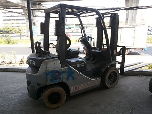 ขาย! รถโฟคลิฟท์(LPG)นำเข้า มือสอง TOYOTA / 02-8FGL20 / 10131 / ปี2006 / 10012ชม / ขนาด2ตัน