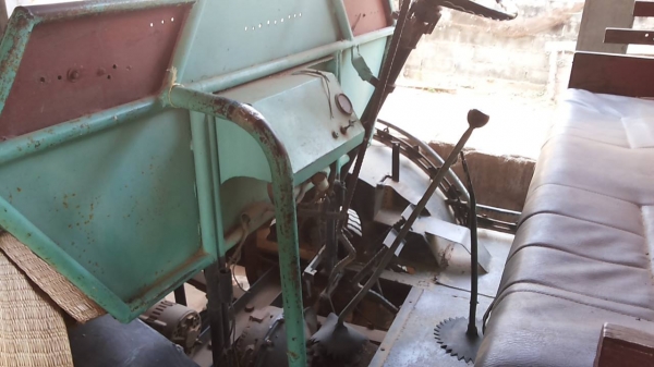 **79,000 บ.ต่อรอง**ขายแต๋น4ล้อ KUBOTA ET11แรง เครื่องแน่นดี ติดง่าย ช่วงล่างเดิม คัสซีหน้า4 คัสซีดี เกียร์ดี มีสโลวกลาง กระบะพื้นไม้คอกไม้ สภาพดีไม่ผุ ยาว2.0ม.ยางดี4เส้น บรรทุก 4ตัน สภาพพร้อมใช้ พร้อมลุยงาน ทะเบียนขาด เอกสารเล่มทะเบียนครบ ราคาต่อรองได้เด้