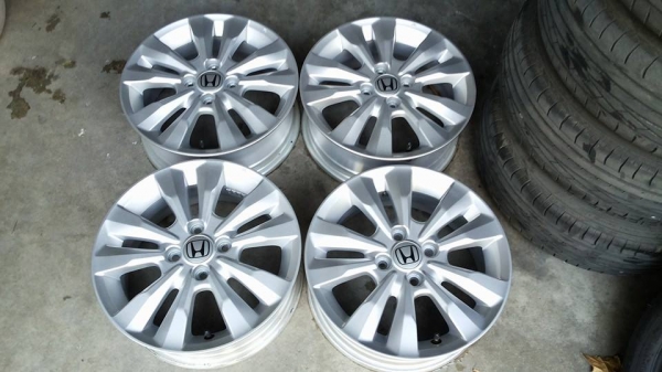 แม็กซ์ honda city 2013 สภาพสวยมาก ไม่มีคด ไม่ดุ้ง