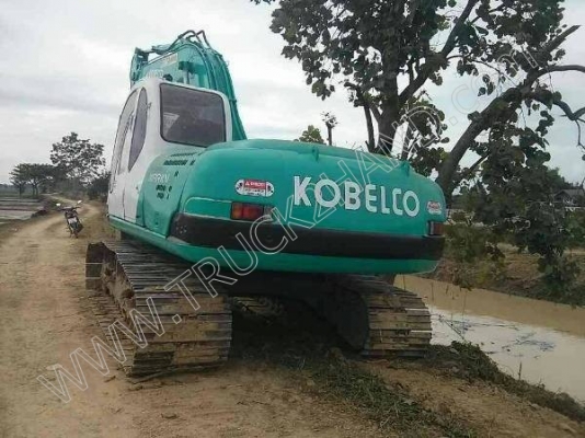 รถแบคโฮ ยี่ห้อ KOBELCO รุ่น SK200 MARK5