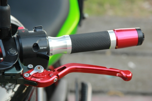 ด่วนๆๆ ขาย ER6N  ปี 2009 สภาพพร้อมออกทริป ของแต่งเต็ม