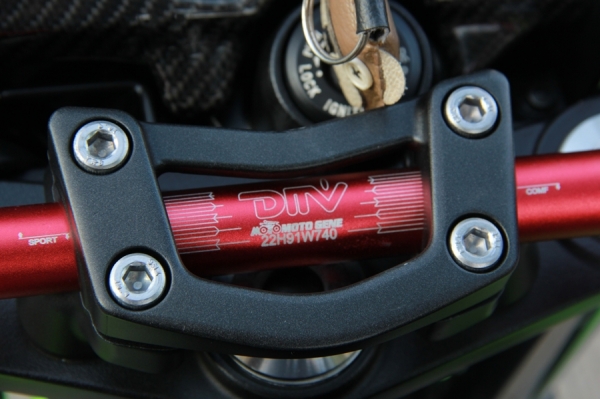 ด่วนๆๆ ขาย ER6N  ปี 2009 สภาพพร้อมออกทริป ของแต่งเต็ม