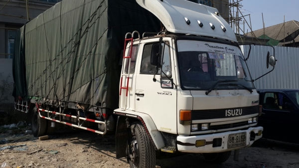 ขาย6ล้ออีซูซุ ร๊อคกี้ FTR ยาว7.20เมตร เครื่อง6BD1 160แรงม้า พวงมาลัยพาวเวอร์ ยางดี6เส้น