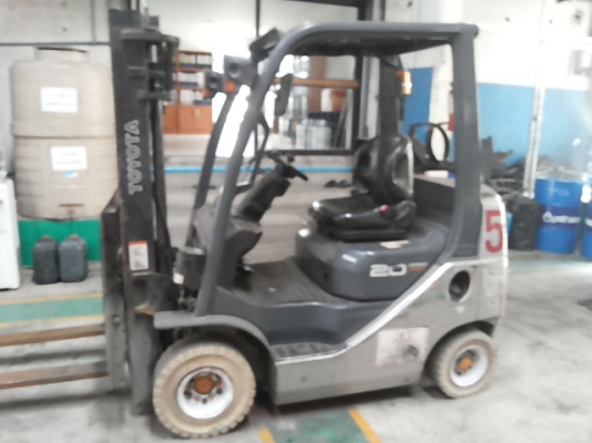 รถฟอร์คลิฟท์ ขนาด 2ตัน Toyota รุ่น: 02-8FGK20 ซีเรียล:8FGK30-10347 ปี:2007