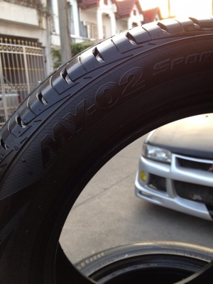 ขายครับ ยาง195/55/15. ยางปี 13 ใช้ 5เดือนเอง ดอกหนาๆ ยางสวยๆ ของใหม่เส้นล่ะ 3300 ทั้งชุดขายเเค่ 6500. 085-359-4089. ดูของเเถวสายไหม