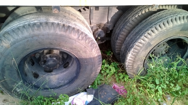 FUSO FN517และFN527  10ล้อเพลาเดียวกะบะรั้วคอกเหล็ก 191แรง หัวเก็บสีแล้ว สภาพดี...เล่มพร้อม.