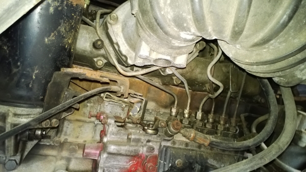 FUSO FN517และFN527  10ล้อเพลาเดียวกะบะรั้วคอกเหล็ก 191แรง หัวเก็บสีแล้ว สภาพดี...เล่มพร้อม.