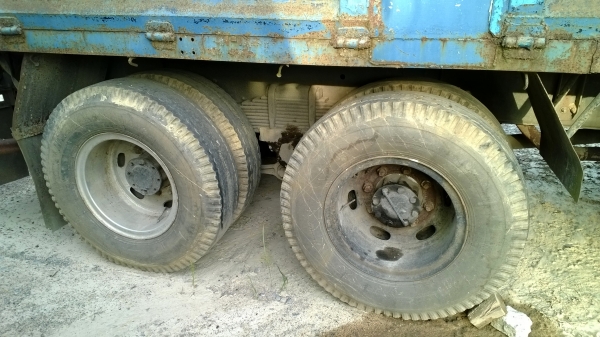 FUSO FN517และFN527  10ล้อเพลาเดียวกะบะรั้วคอกเหล็ก 191แรง หัวเก็บสีแล้ว สภาพดี...เล่มพร้อม.