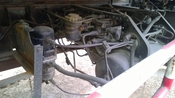 FUSO FN517และFN527  10ล้อเพลาเดียวกะบะรั้วคอกเหล็ก 191แรง หัวเก็บสีแล้ว สภาพดี...เล่มพร้อม.