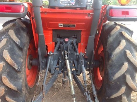 รถแทรกเตอร์คูโบต้า  L3608 สภาพดีมากๆ  เดิมๆ  พร้อมใช้งาน ไปใช้ไม่ผิดหวัง  สภาพเดิมทั้งคัน มีผานดันหน้า  ผานหลัง  เเละ ผานยกร่อง เป็นรถที่ขาดจากการจำนำ