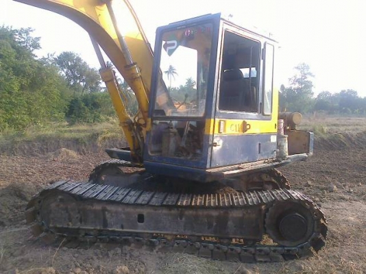 ขายแบคโฮ KOMATSU PC 120 รุ่น 3 เครื่อง 6D14 160 แรงม้า ปั้มดี เอวแน่น รถใช้งานอยู่ สนใจติดต่อด่วน