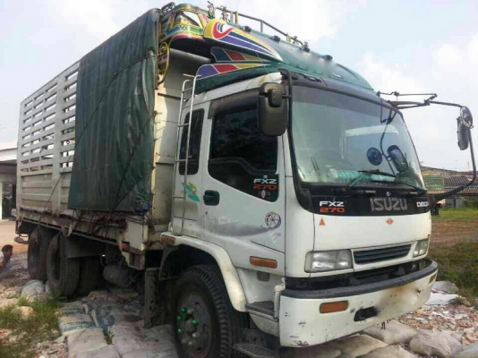 รถอีซูซุ 10 ล้อ รั้ว FVM 195 แรงม้า. ปี 38 สนใจติดต่อ 081 - 6079515 รถอีซูซุ 10 ล้อ รั้ว FVM 195 แรงม้า. ปี 38 สนใจติดต่อ 081 - 6079515