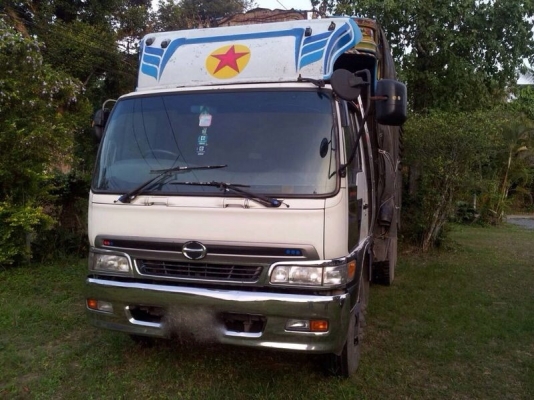 รถอีซูซุ 10 ล้อ รั้ว FVM 195 แรงม้า. ปี 38 สนใจติดต่อ 081 - 6079515 รถอีซูซุ 10 ล้อ รั้ว FVM 195 แรงม้า. ปี 38 สนใจติดต่อ 081 - 6079515