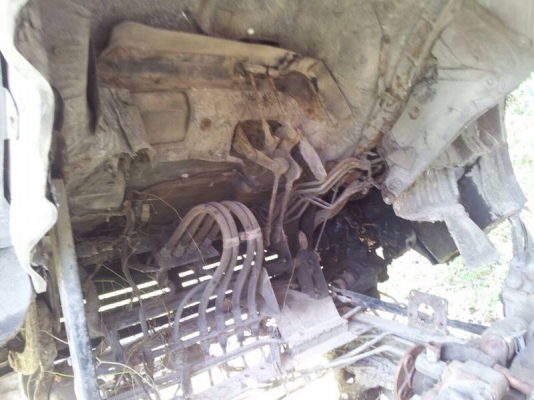 รถอีซูซุ 10 ล้อ รั้ว FVM 195 แรงม้า. ปี 38 สนใจติดต่อ 081 - 6079515 รถอีซูซุ 10 ล้อ รั้ว FVM 195 แรงม้า. ปี 38 สนใจติดต่อ 081 - 6079515