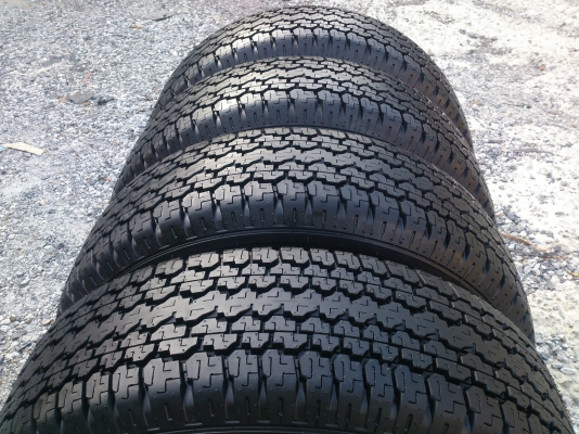 ขายแม๊ก เชฟโรเลต ถอดป้ายแดงพร้อมยาง บริสโตน 245/70R16 ยางสัปดาห์ที่37 ปี13 ตุ่มหน้ายางอยู่ครบทุกเส้น (สภาพใหม่มาก) จำนวน 1 ชุด