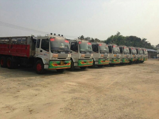 รถอีซูซุ 10 ล้อ ( ไม่ดั้ม )  320 แรงม้า. ( ปี 50 - 51 )  ( ขายแม่ , ลูก ) สนใจติดต่อ 081 - 6079515