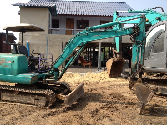 ขาย   30-7 สภาพดีพร้อมใช้  เตรื่อง ปั้ม เอว แน่น ครับ