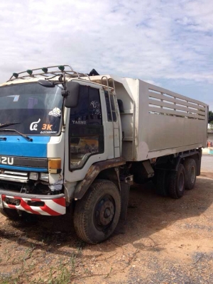 ขายรถบรรทุกสิบล้อดั๊มพ์ Isuzu jumbo วางเครื่อง 6HK turbo 240 แรง ยาง 70\% ทะเบียนพร้อม