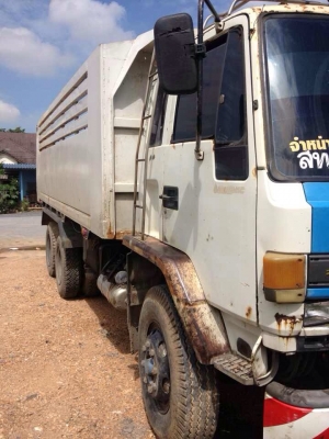 ขายรถบรรทุกสิบล้อดั๊มพ์ Isuzu jumbo วางเครื่อง 6HK turbo 240 แรง ยาง 70\% ทะเบียนพร้อม ขายรถบรรทุกสิบล้อดั๊มพ์ Isuzu jumbo วางเครื่อง 6HK turbo 240 แรง ยาง 70\% ทะเบียนพร้อม