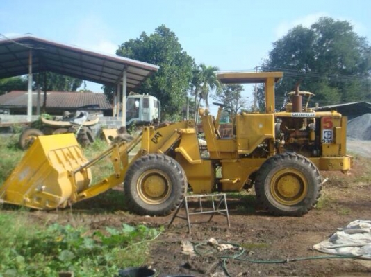 ขายรถตัก CAT 930. สภาพเดิมๆพร้อมใช้งาน เอกสารสัญญาซื้อขาย