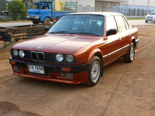 แสงฟ้าเต้นรถ///ขายรถBM 316 สภาพสวย ราคาไม่แพง