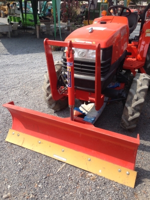 เหลืออีกแค่ 2 วันนะครับ 255,000 บาท ขายสดเท่านั้น KUBOTA L3408 MAX คุณภาพเยี่ยม พร้อมใบมีด อุปกรณ์ มือสอง 2 ชิ้นครับผม เหลืออีกแค่ 2 วันนะครับ 255,000 บาท ขายสดเท่านั้น KUBOTA L3408 MAX คุณภาพเยี่ยม พร้อมใบมีด อุปกรณ์ มือสอง 2 ชิ้นครับผม