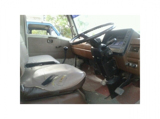 ขายดัมพ์HINO เครื่องดี แคชซีสวย เอกสารพร้อมโอน