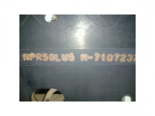 ขายISUZU NPR115แรง เฟืองท้ายF เครื่องดี แคชซีสวย เอกสารพร้อมโอน