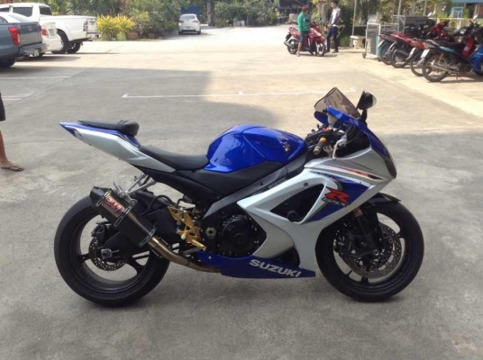 ธารนนทบุรี//ขาย suzuki gsx r1000 ปี2008 สวยๆเครื่องดีมากครับ อินวอยท์+สพมแท้